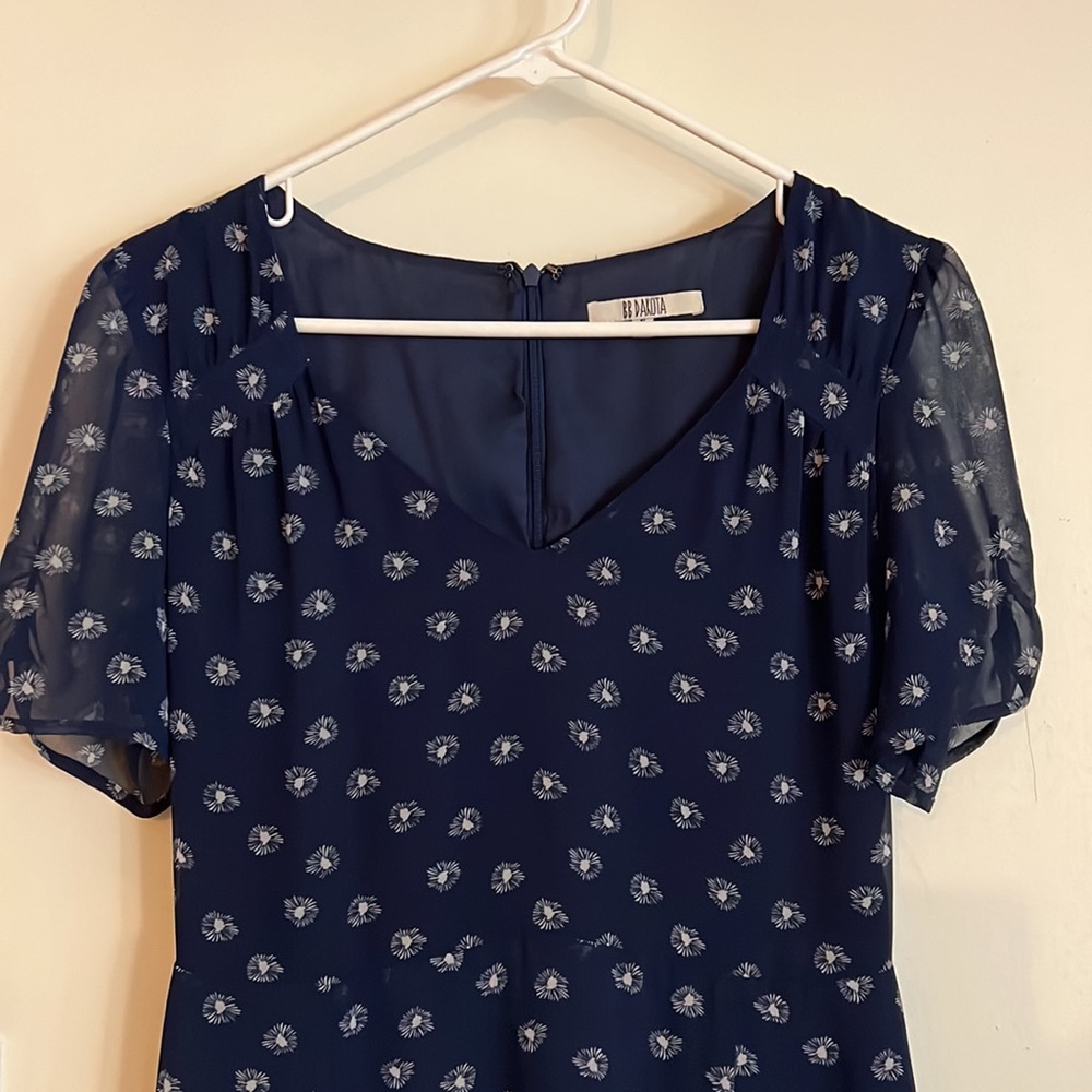 Bb Dakota Daisy dress size 6